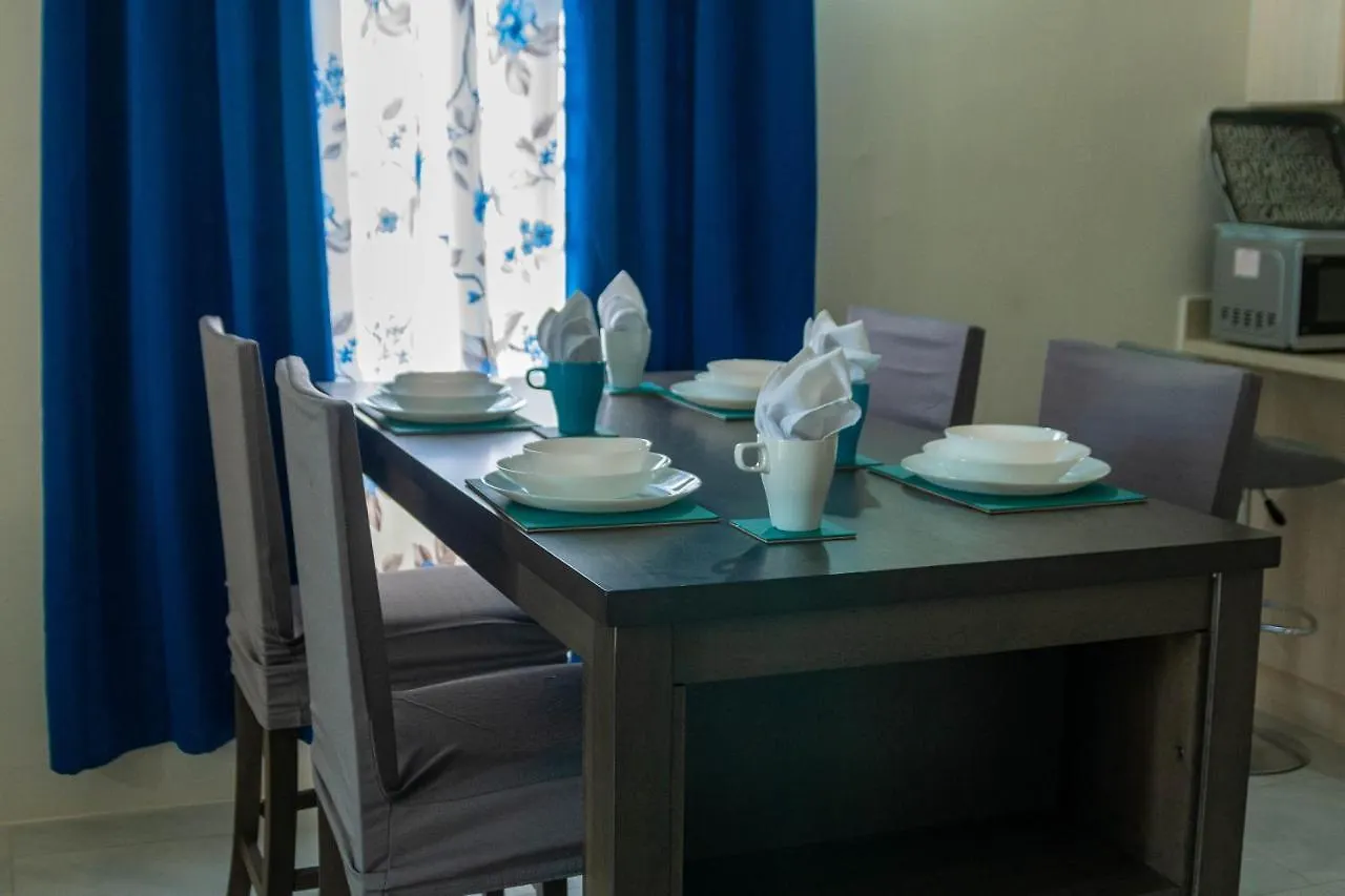 El Casa Azul Villa Discovery Bay 0*,
